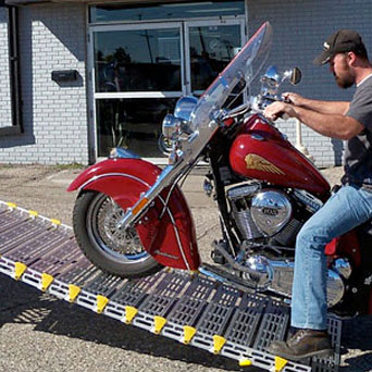 Motorcycle ramp